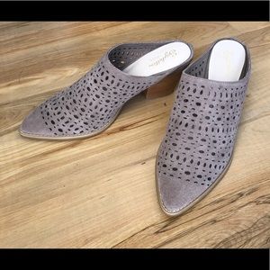 Seychelles mule heel NWOT